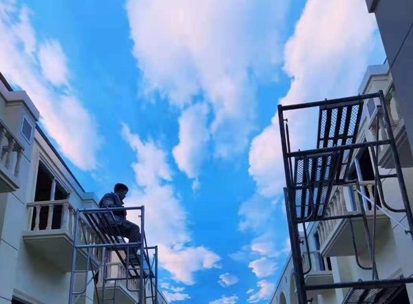 吊顶天空蓝灯箱